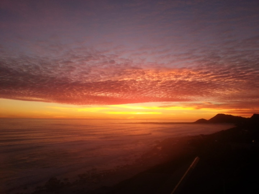 5 Bedroom Property for Sale in Misty Cliffs Western Cape